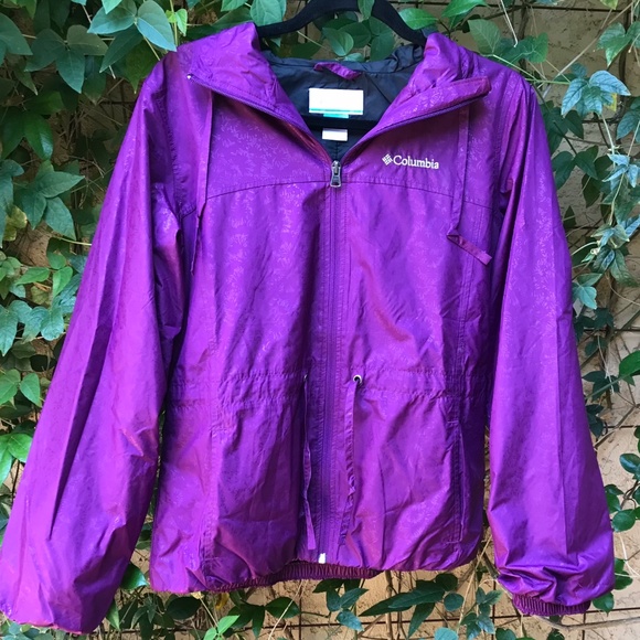 Columbia Jackets & Blazers - COLUMBIA Hooded Rain Jacket Sangria / Plum / Boysenberry Purple Sz S